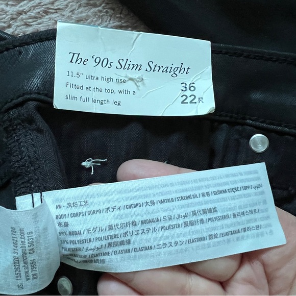 NWT Abercrombie & Fitch 90’s Slim Straight Ultra High-Rise Pants Women’s Size 36 - Picture 3 of 8